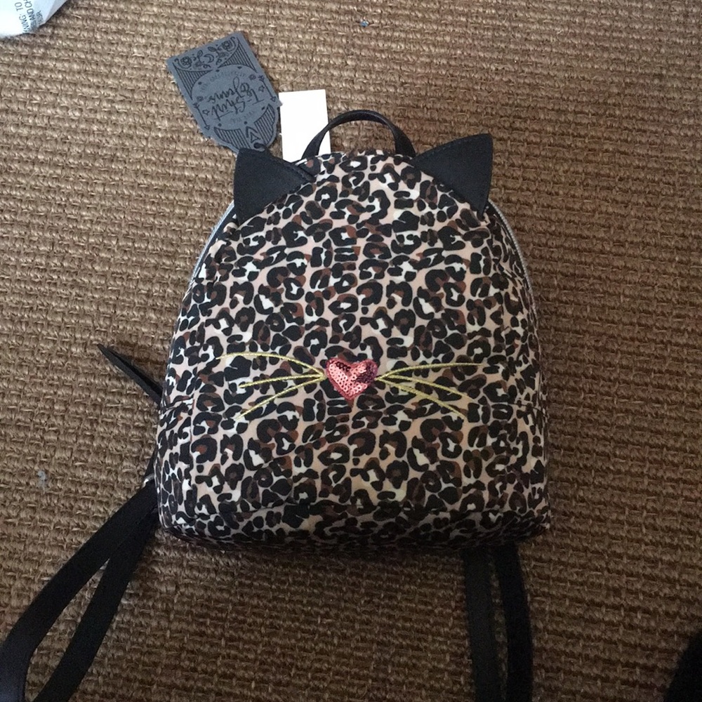Leopard 🐆 print backpack